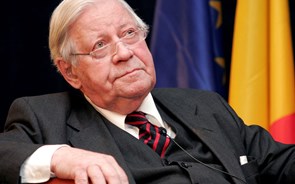 Morreu o ex-chanceler alemão Helmut Schmidt