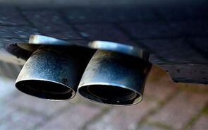 BLOOMBERG TV - Volkswagen Makes Offer to Car Owners in Emissions Scandal