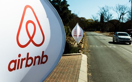 Airbnb em Portugal acolheu mais de 2,6 milhões de hóspedes em 2017