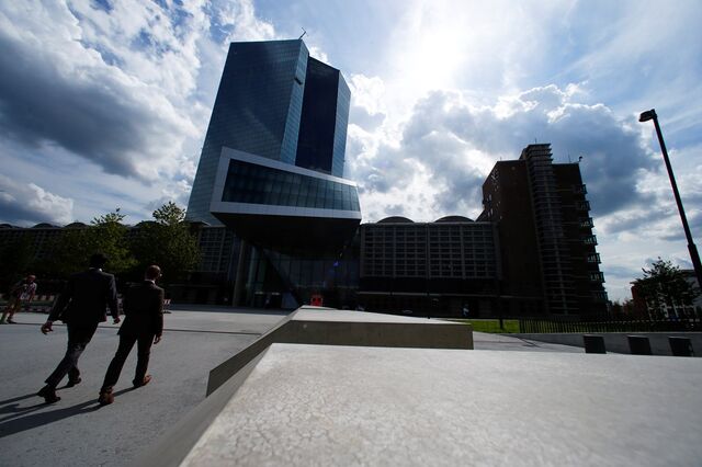 Os efeitos secundários da política do BCE: a visão de três analistas