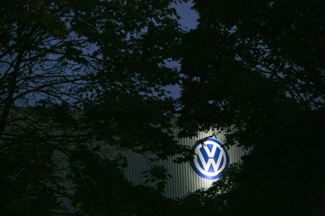 Escândalo de emissões penaliza vendas da Volkswagen