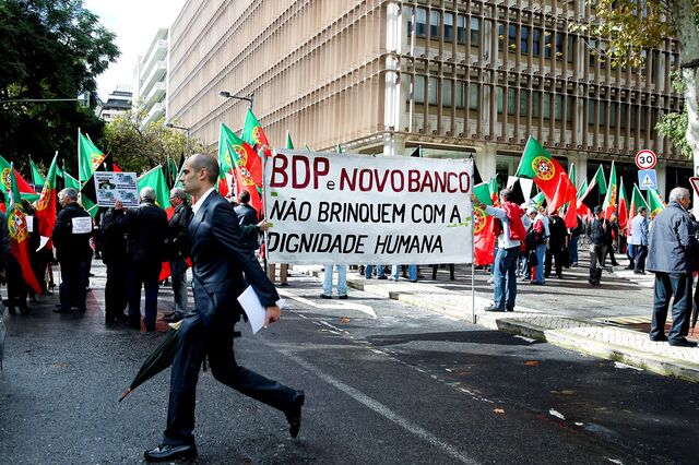 Consumidores desconfiam mais da banca que da energia