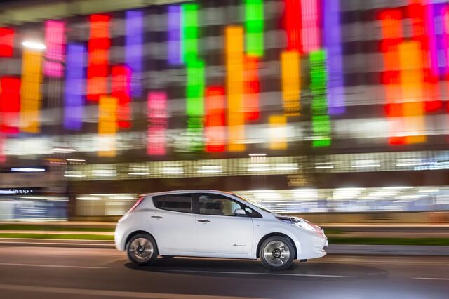 Nissan vende negócio de baterias para carros eléctricos