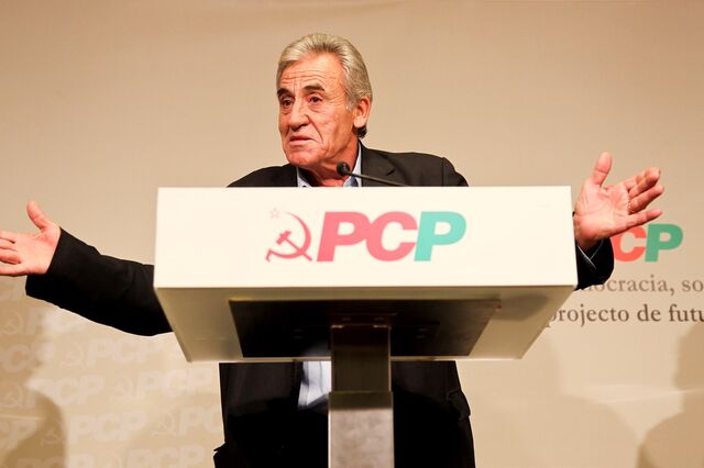 Jerónimo de Sousa reitera necessidade de renegociar a dívida portuguesa
