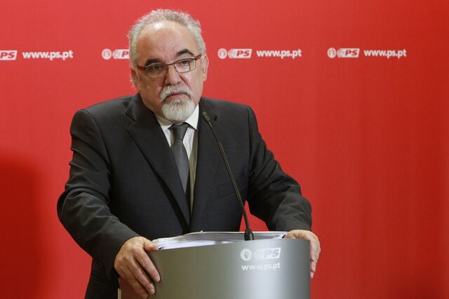 Governo aprova aumento do salário mínimo para 530 euros