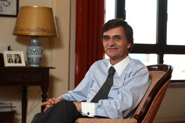 Refiliação de Manuel Monteiro no CDS adiada para futura liderança