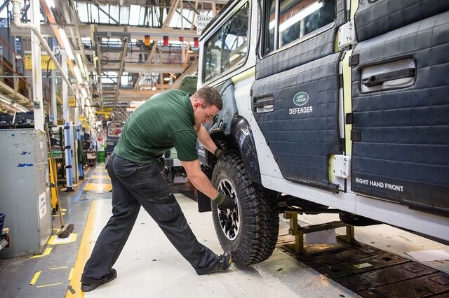Jaguar Land Rover investe 18 mil milhões na produção de versões eléctricas de veículos