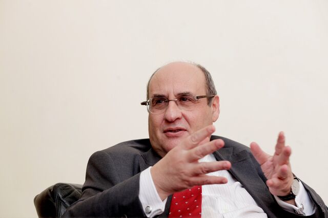 António Vitorino propõe criação de 'conselho de segurança' europeu 