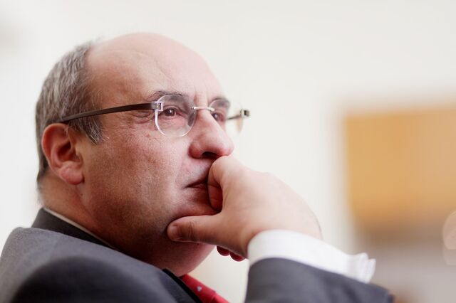 António Vitorino: “Ninguém vai aceitar fechar o mundo outra vez numa pandemia”