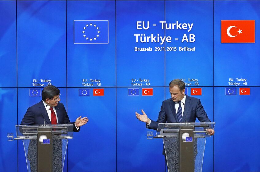 Ahmet Davutoglu Turquia Donald Tusk 