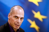 Yanis Varoufakis: 'Marxista errático', foi ministro por sete meses. Sucumbiu ao poder das instituições europeias e da Alemanha, de quem é crítico enérgico.   