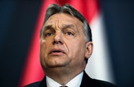 Victor Orbán: Primeiro-ministro da Hungria, Orbán tem sido uma das vozes mais críticas à entrada e acolhimento de refugiados na UE. Cercou a fronteira húngara com muros. 