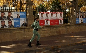 Participação nas eleições gerais espanholas supera 2011