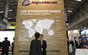 Anglo American rejeita terceira proposta de compra da BHP mas deixa porta aberta a negociação