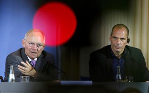 Varoufakis pede ao governo grego que rompa relações com credores