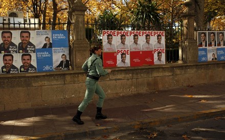 Participação nas eleições gerais espanholas supera 2011