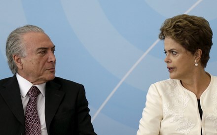 O partido de MIchel Temer retirou o apoio a Dilma Rousseff.