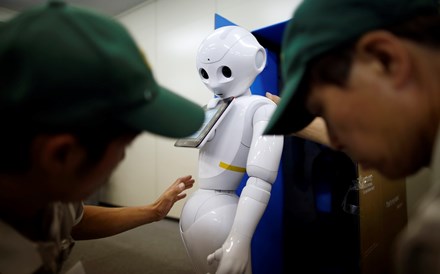 Robôs podem substituir 250 mil funcionários públicos no Reino Unido