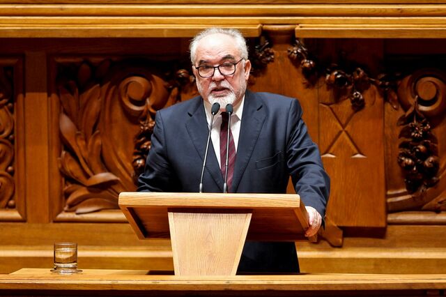 Governo diz que Passos só actualizou 35% das pensões mínimas