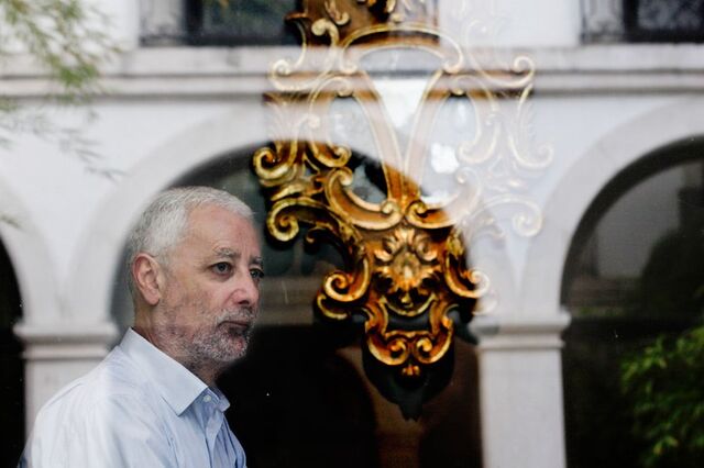 Marcelo conseguiu 'revitalizar a função presidencial', diz Sampaio da Nóvoa