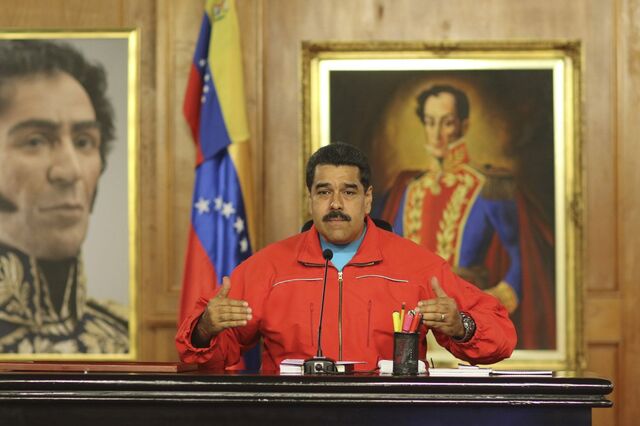 Venezuela: Depois do estado de emergência, ensaios militares