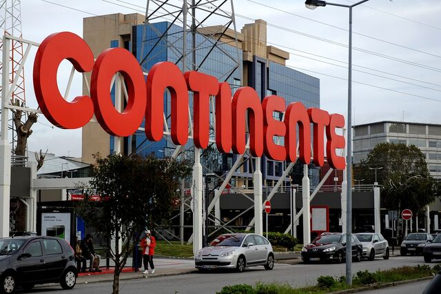 Faz hoje 40 anos que a Sonae começou a encher o carrinho em terrenos da igreja