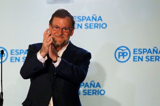Rajoy diz-se 'preocupado' com os juros da dívida portuguesa, Sánchez recusa relação (act.)