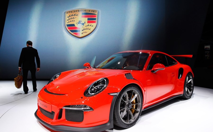 Porsche – A fabricante alemã mantém-se no “top” das vendas entre as marcas de luxo com um total de 114 unidades comercializadas este ano (um quebra de 68% face ao período homólogo). Está a ser lançado o novo 911.