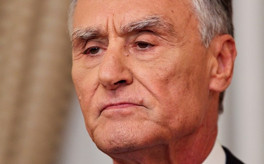 Cavaco Silva: Impedido de dissolver a Assembleia da República, ainda deu posse a Passos Coelho antes de ser forçado a indigitar António Costa.