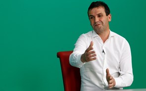 Costa convida candidatos presidenciais para reunião no Infarmed com Tino de Rans de fora