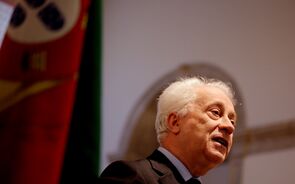 carlos costa 