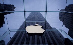 iphone apple
