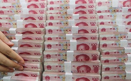 China desvaloriza yuan para nível mais baixo em quase cinco anos