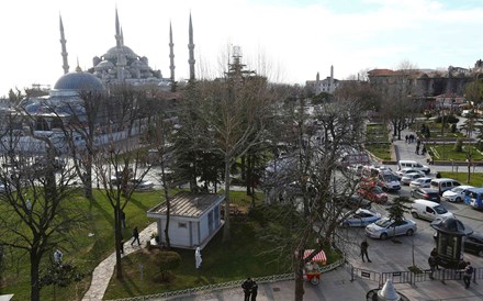 A autoria do atentado em Istambul foi atribuído ao Estado Islâmico.