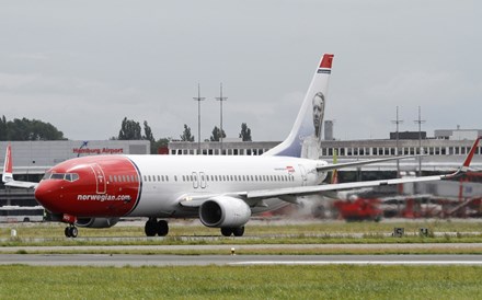 Norwegian Air afunda 17,5% em bolsa após pedido de proteção contra credores