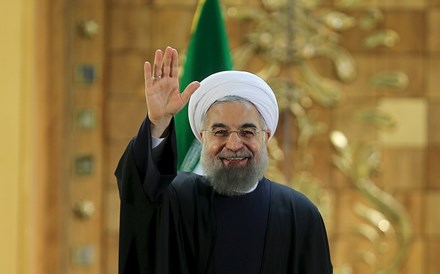 O presidente iraniano, Hassan Rouhani, garantiu que cerca de mil linhas de crédito foram abertas para os bancos depois de levantamento de sanções.