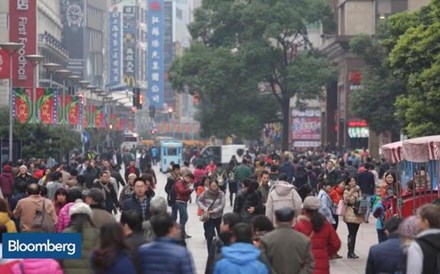 Número de pobres na China diminui 14,4 milhões em 2015