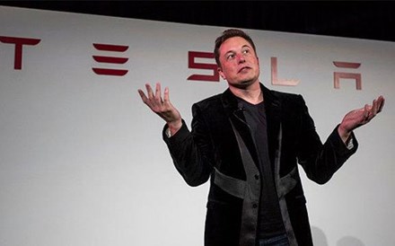 Tesla prepara semi-reboque eléctrico que pode deslocar-se em comboio