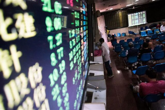 China intervém para impulsionar acções