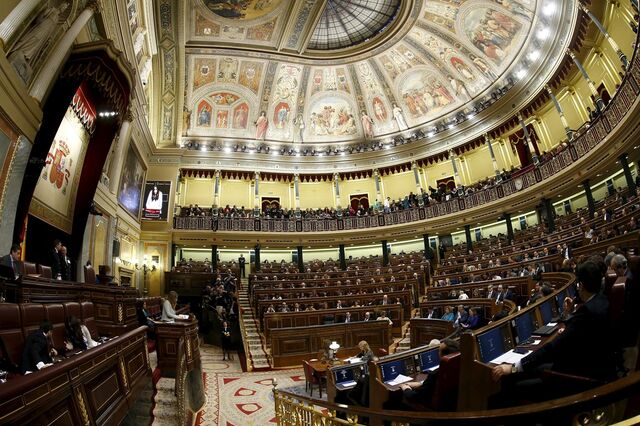 Espanha: Sondagem coloca PP à frente e Parlamento novamente dividido