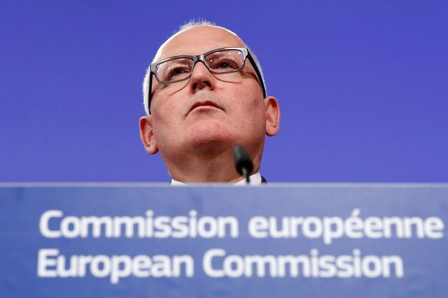 Bruxelas prepara plano de contingência para cenário de 'não acordo' no Brexit