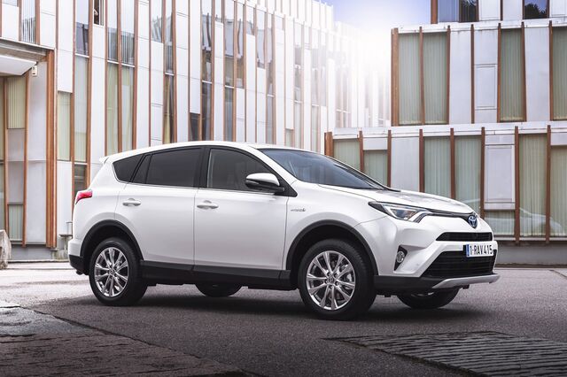 Toyota: RAV4 no clube dos híbridos