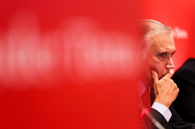Santander Totta vê margem para voltar a subir resultados em 2017