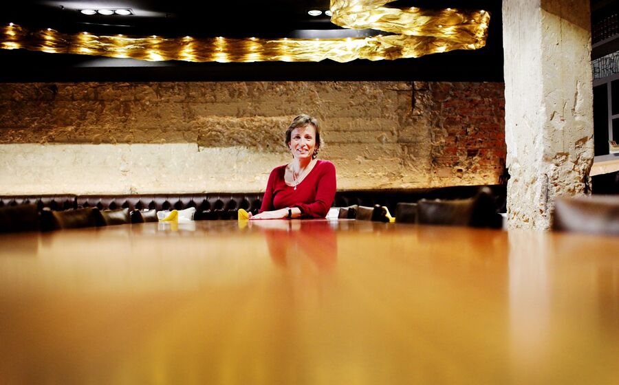 Isabel Ferraz, Hotels9