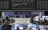 Retalhistas pintam Europa de verde. Stoxx 600 acumula terceira semana de perdas