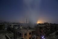 Spot News, first prize stories - Sameer Al-Doumy, Síria - Aftermath of Airstrikes in Syria