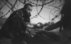 Foto de refugiados distinguida no World Press Photo 2016