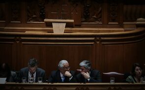 debate orçamento estado 2016 parlamento antónio costa mário centeno