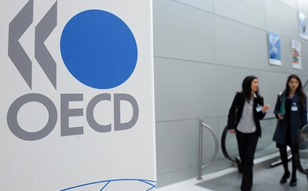 Taxa de inflação homóloga na OCDE cai para 7,7% em março