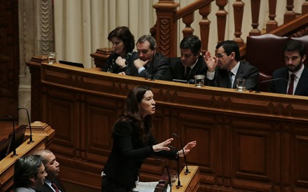 A deputada do CDS Cecília Meireles questionou o Governo sobre o plano B 